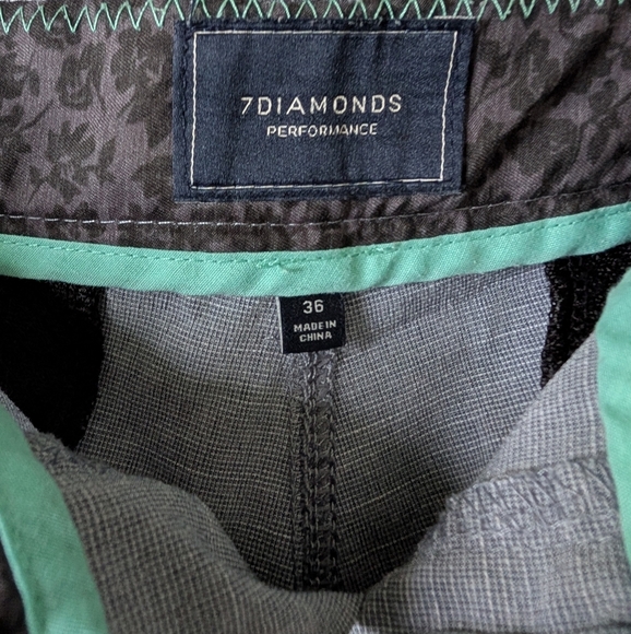7 Diamonds Performance Charcoal Flat Front Shorts W36 - Picture 2 of 6